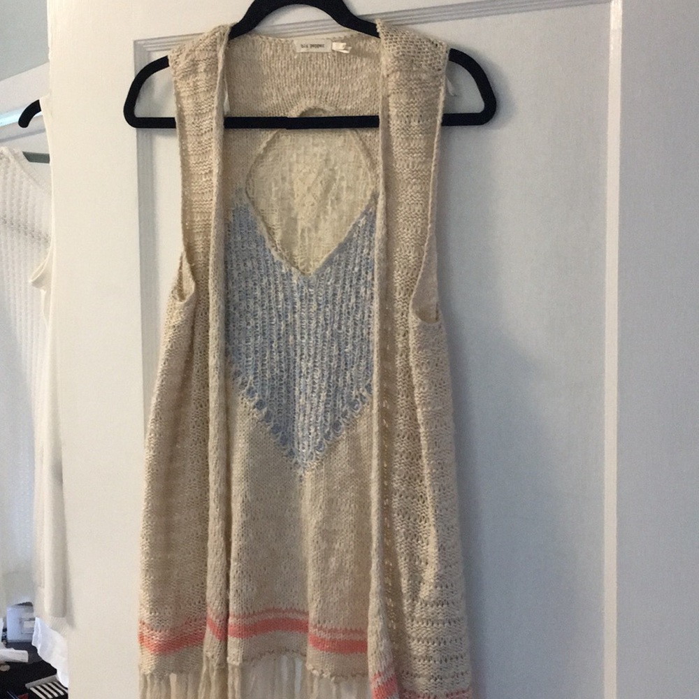 Sweater vest